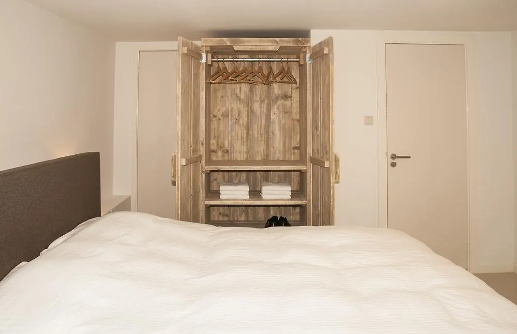 Aparthotel Casa Del Cisne Zandvoort 0*,